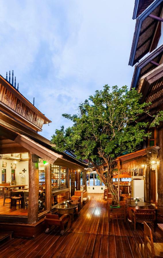 Hotel Amata Lanna Jangmuang Chiang Mai Exterior foto